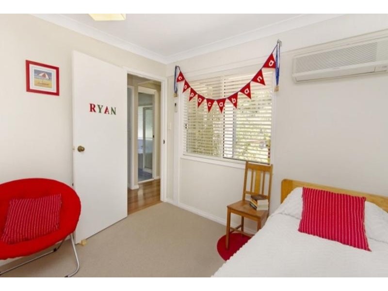 64 Broadwater Drive, Saratoga NSW 2251