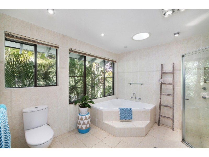 30 Peel Street, Avoca Beach NSW 2251