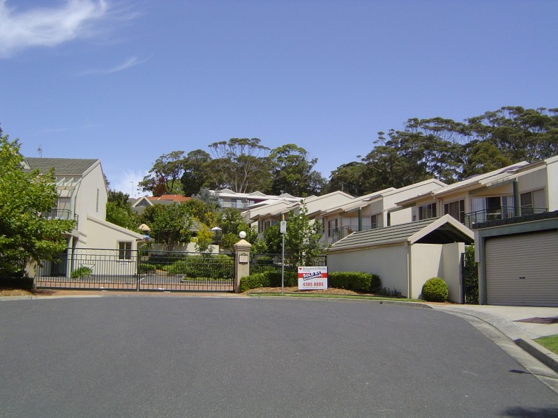 13/4 Karla, Terrigal NSW 2260