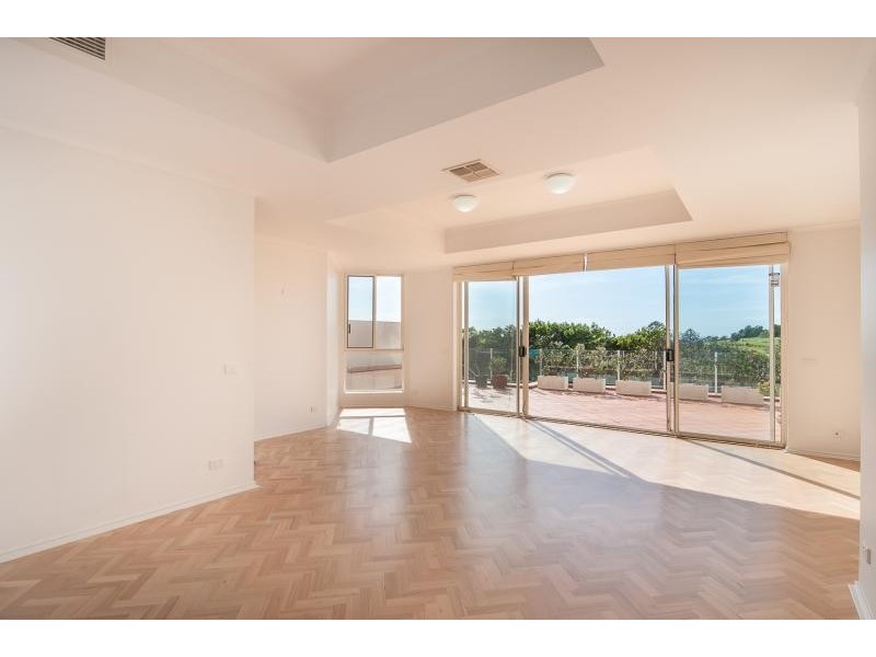 4/2 Terrigal Esplanade, Terrigal NSW 2260