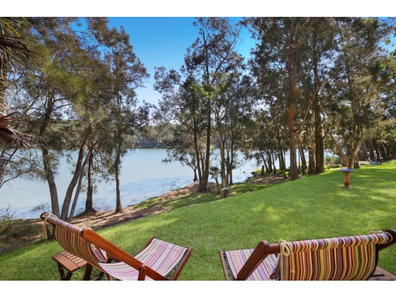61a The Round Drive, Avoca Beach NSW 2251