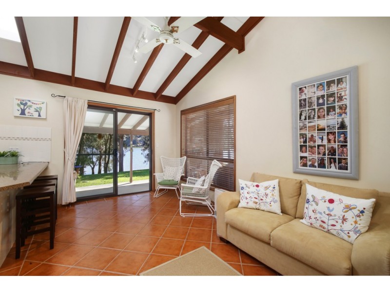 61a The Round Drive, Avoca Beach NSW 2251