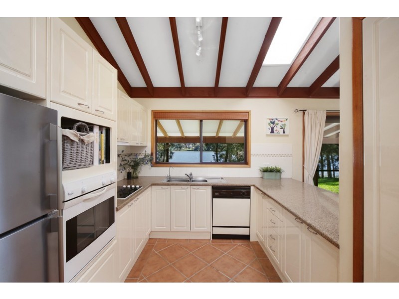 61a The Round Drive, Avoca Beach NSW 2251
