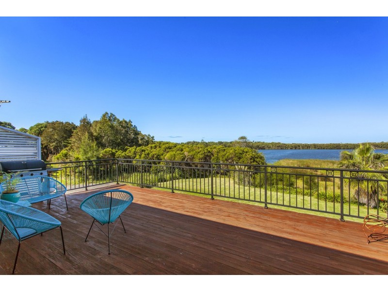51 Tall Timbers Road, Wamberal NSW 2260