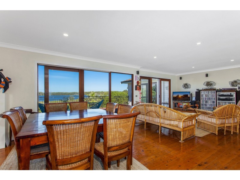 51 Tall Timbers Road, Wamberal NSW 2260