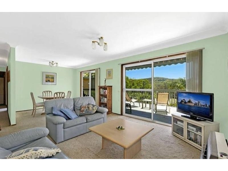 6 Daniel close, Macmasters Beach NSW 2251