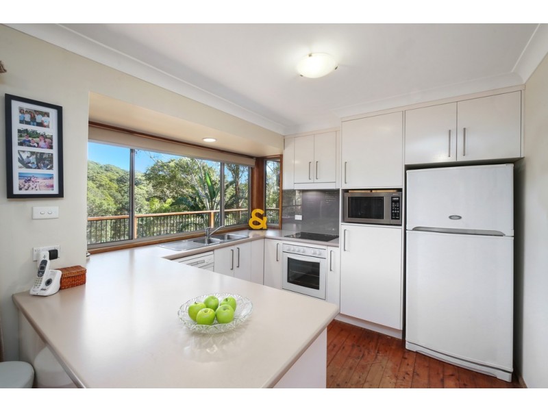 52 Carolina Park Road, Avoca Beach NSW 2251