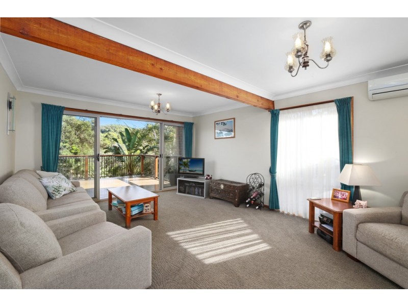 52 Carolina Park Road, Avoca Beach NSW 2251