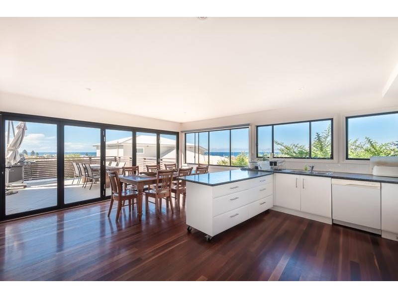 43 Willoughby Road, Terrigal NSW 2260