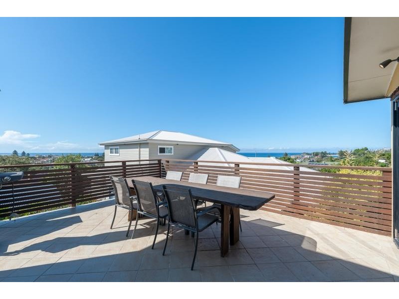 43 Willoughby Road, Terrigal NSW 2260