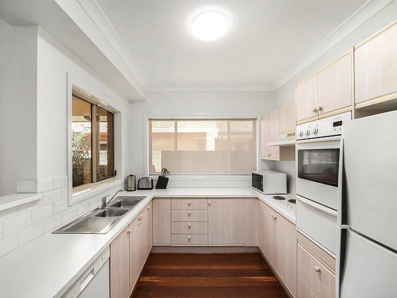 6 Havenview Rd, Terrigal NSW 2260