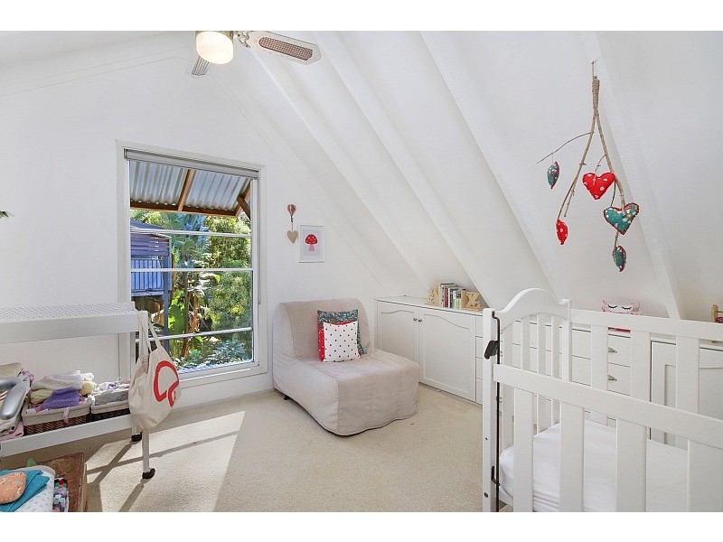 40 Walder Crescent, Avoca Beach NSW 2251