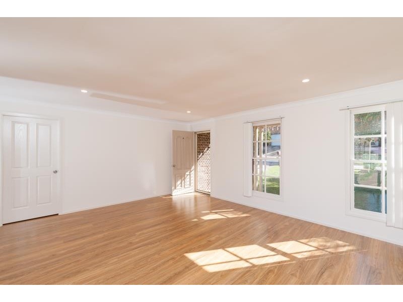 32A Treeview Place, Tuggerah NSW 2259