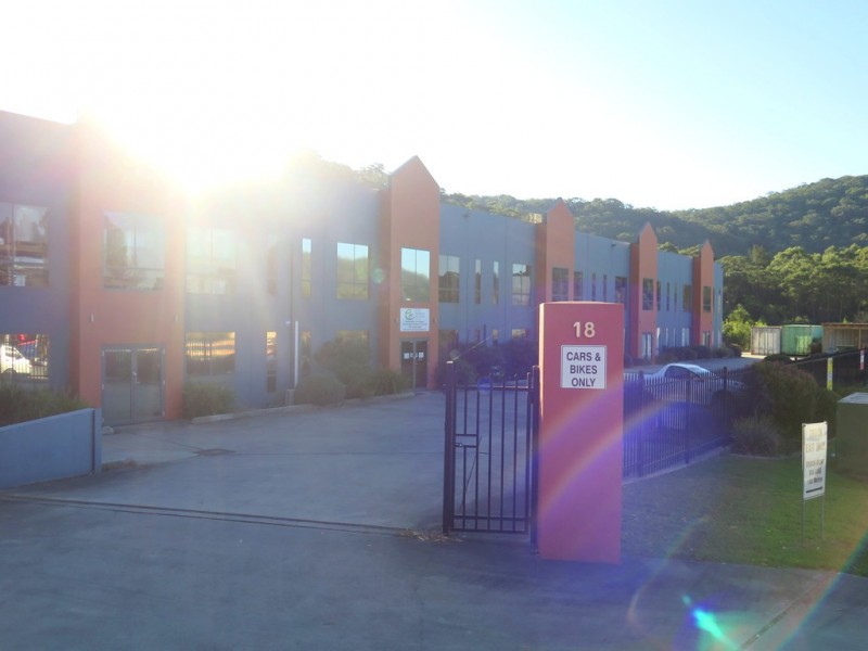 1/18 Nells Rd, West Gosford NSW 2250