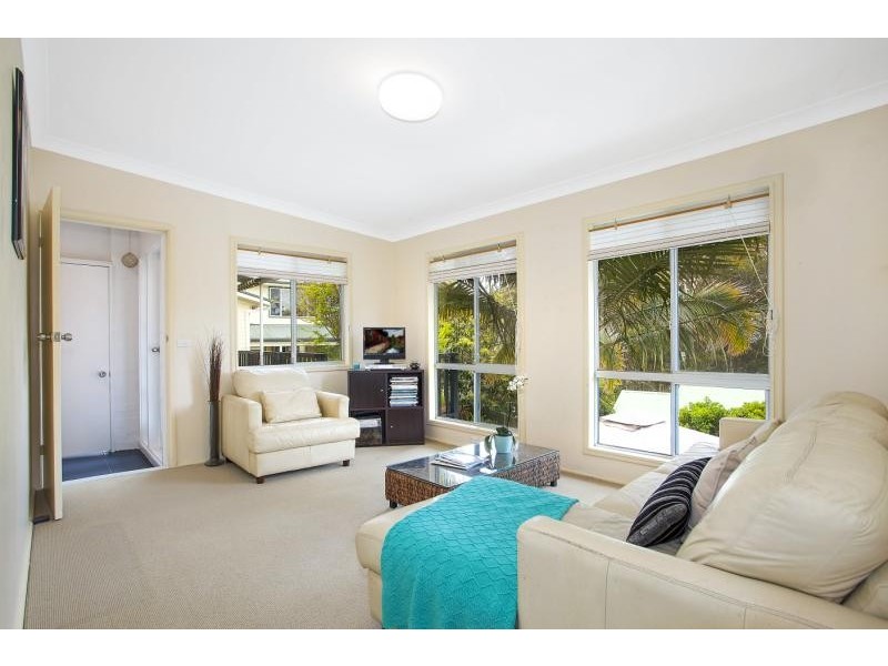 68 Hillcrest Street, Terrigal NSW 2260