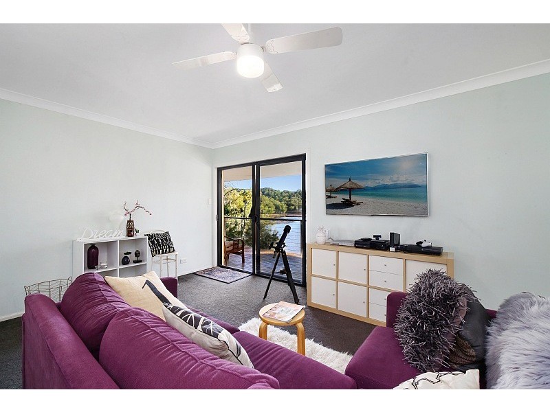 69a The Round Drive, Avoca Beach NSW 2251