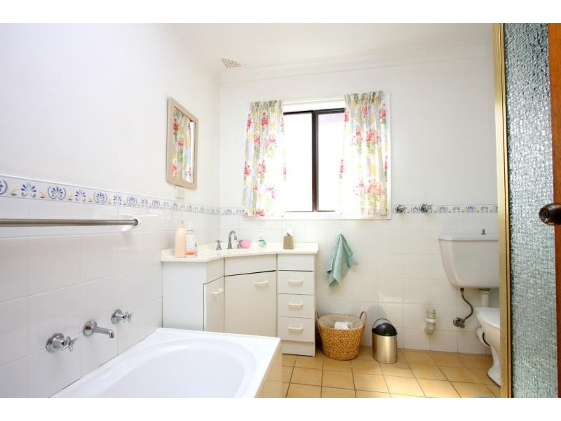 3 VIEW STREET, North Avoca NSW 2260