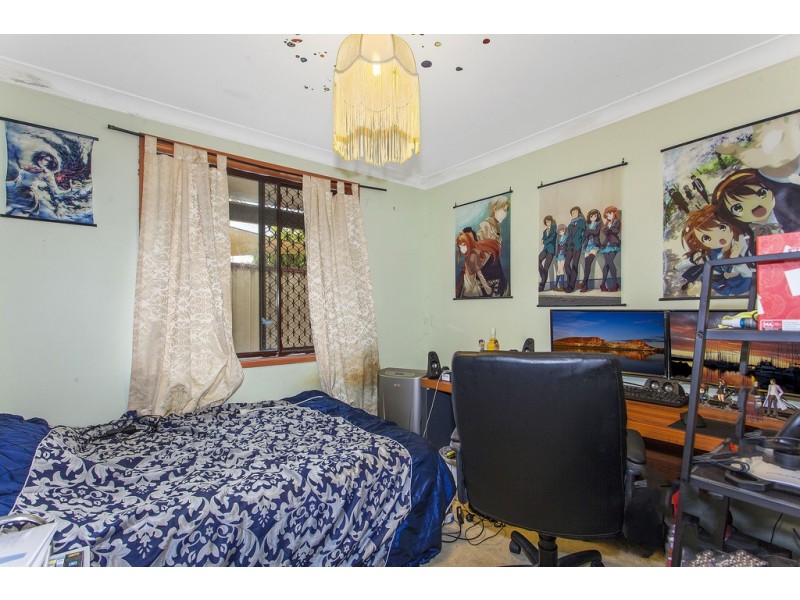 1 Craigend Street, Wyoming NSW 2250