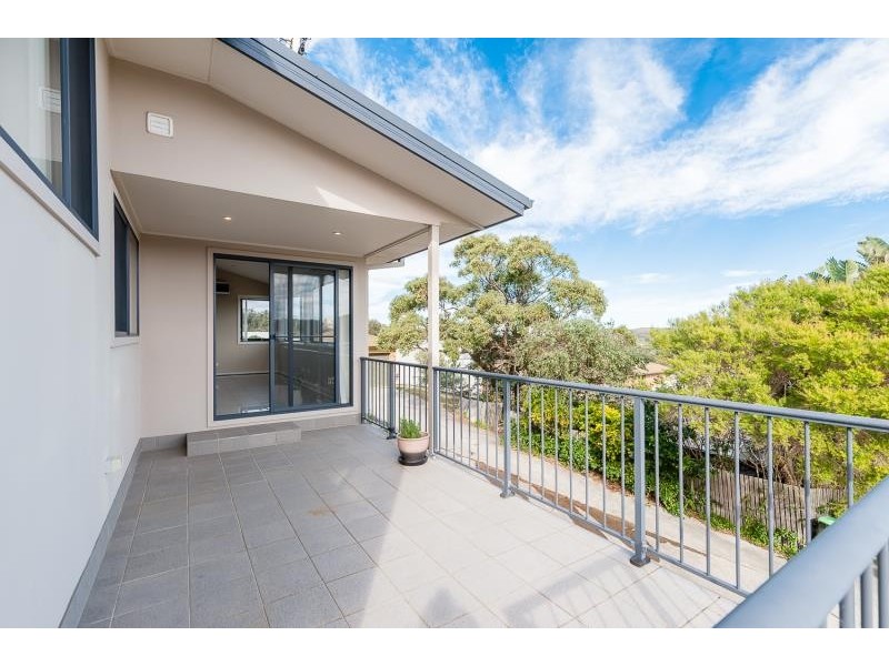 30A Vista Ave, Copacabana NSW 2251