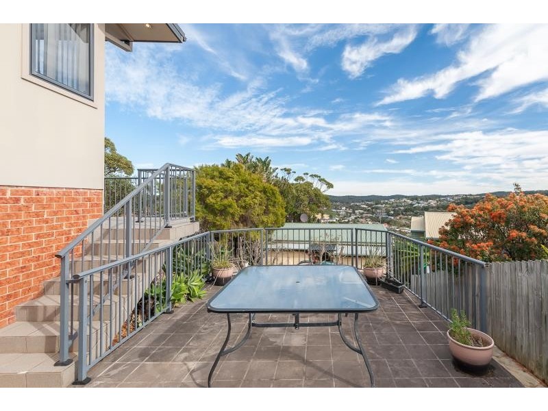 30A Vista Ave, Copacabana NSW 2251