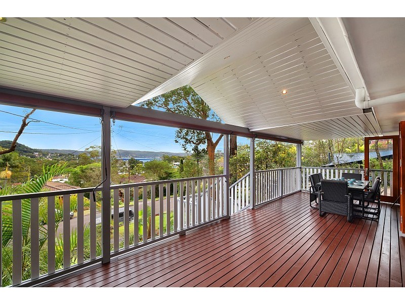 25 Broadwater Drive, Saratoga NSW 2251