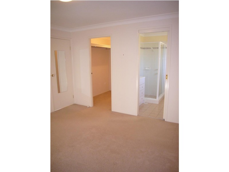 4 Applegum Close, Erina NSW 2250