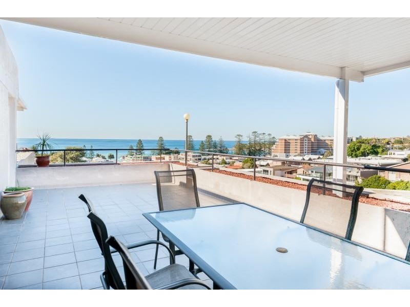 5/32 Campbell Cres, Terrigal NSW 2260
