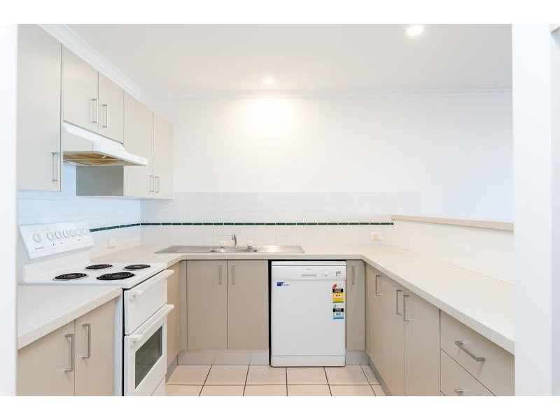 5/32 Campbell Cres, Terrigal NSW 2260