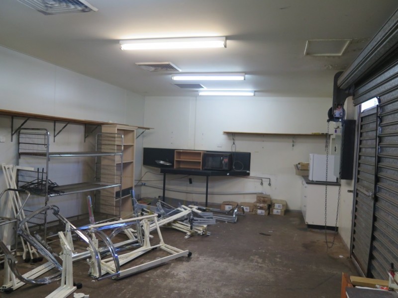 shop 2/1 Avoca Drive, Green Point NSW 2251