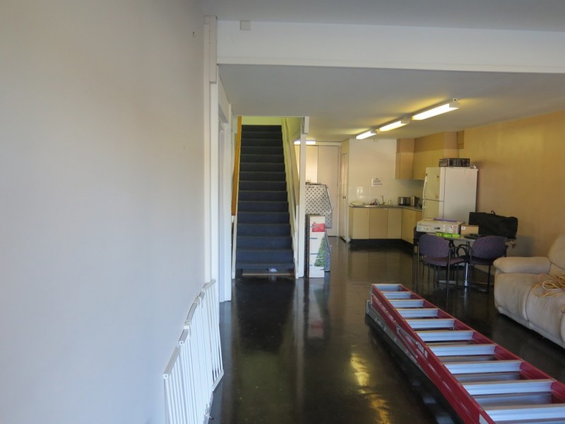 3/1 GIBBENS ROAD, West Gosford NSW 2250