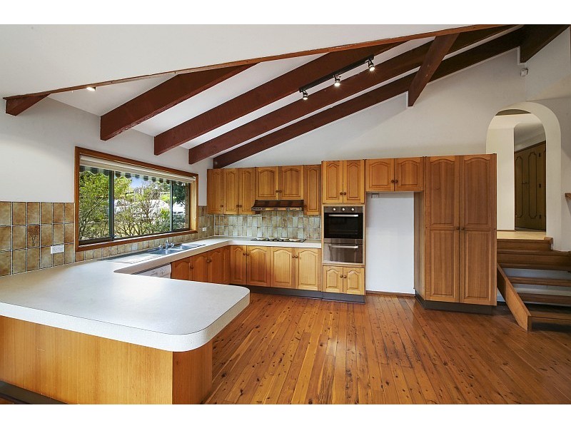 390 The Entrance Road, Erina Heights NSW 2260