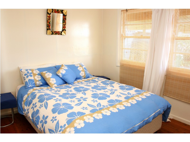 3/ 2 Ficus Avenue, Avoca Beach NSW 2251