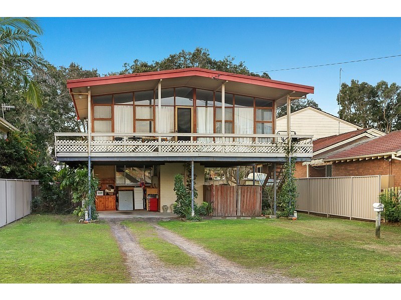 15 Bundara Ave, Wamberal NSW 2260