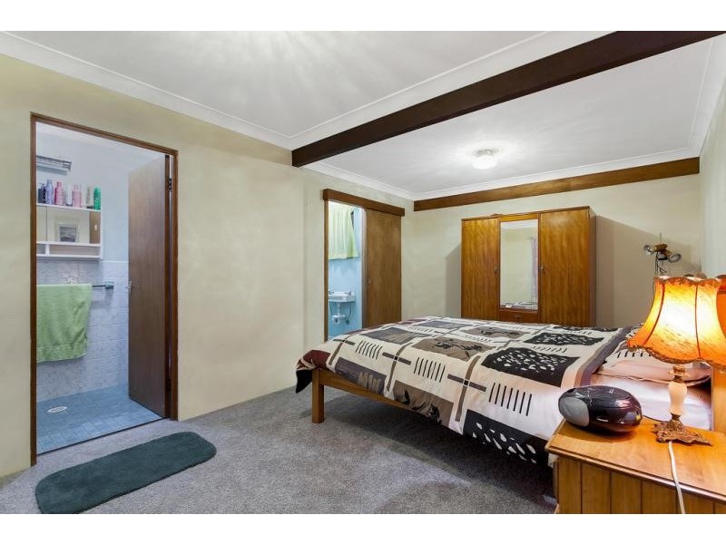 4 Riviera Avenue, Terrigal NSW 2260