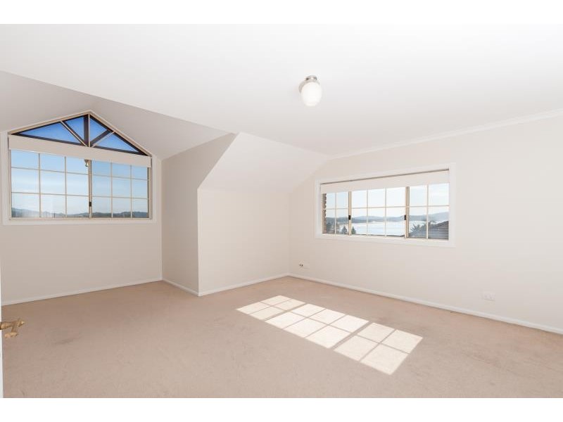 1/10 Whiting Avenue, Terrigal NSW 2260