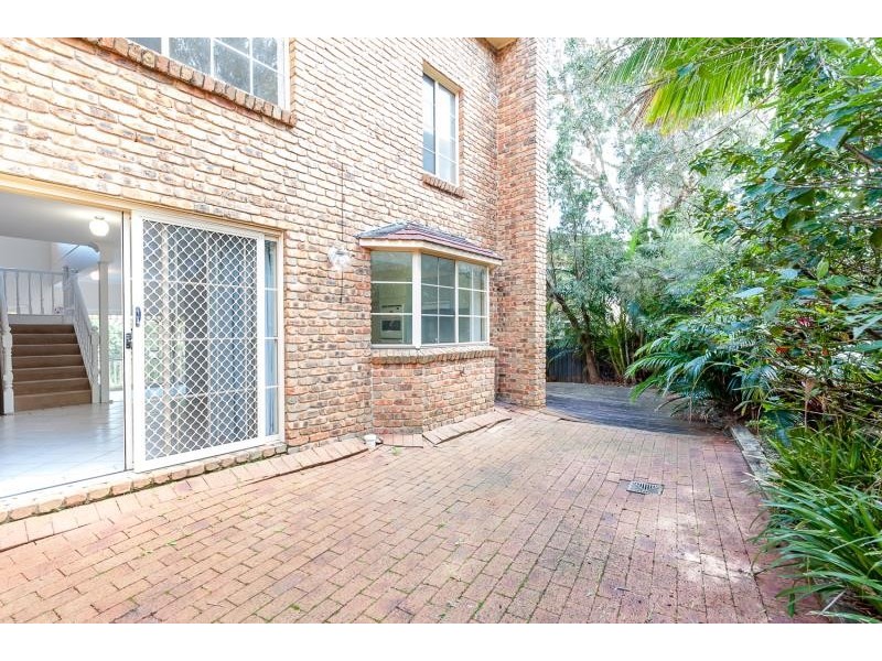 1/10 Whiting Avenue, Terrigal NSW 2260