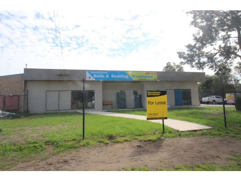 1 and 2 / 7 Tumbi Creek Rd, Berkeley Vale NSW 2261