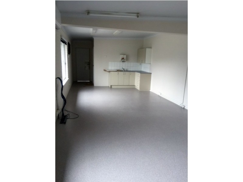 20 Kirrawee Road, Gosford NSW 2250