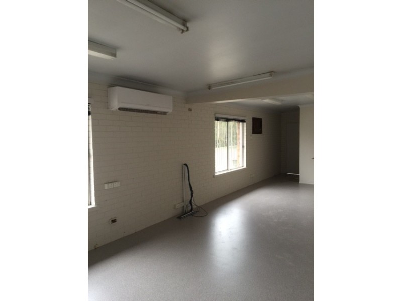 20 Kirrawee Road, Gosford NSW 2250