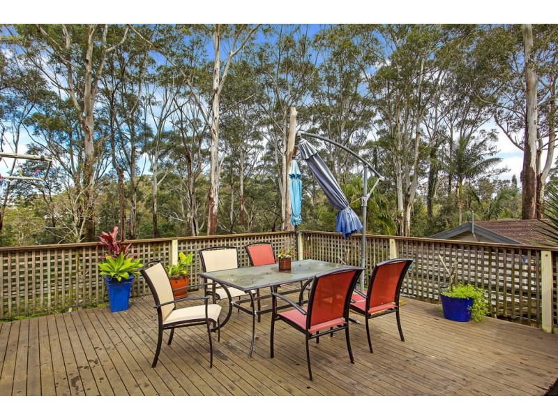 124 Lake Shore Drive, North Avoca NSW 2260
