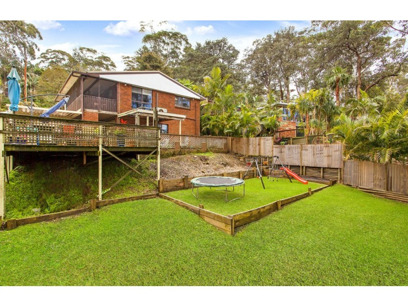124 Lake Shore Drive, North Avoca NSW 2260