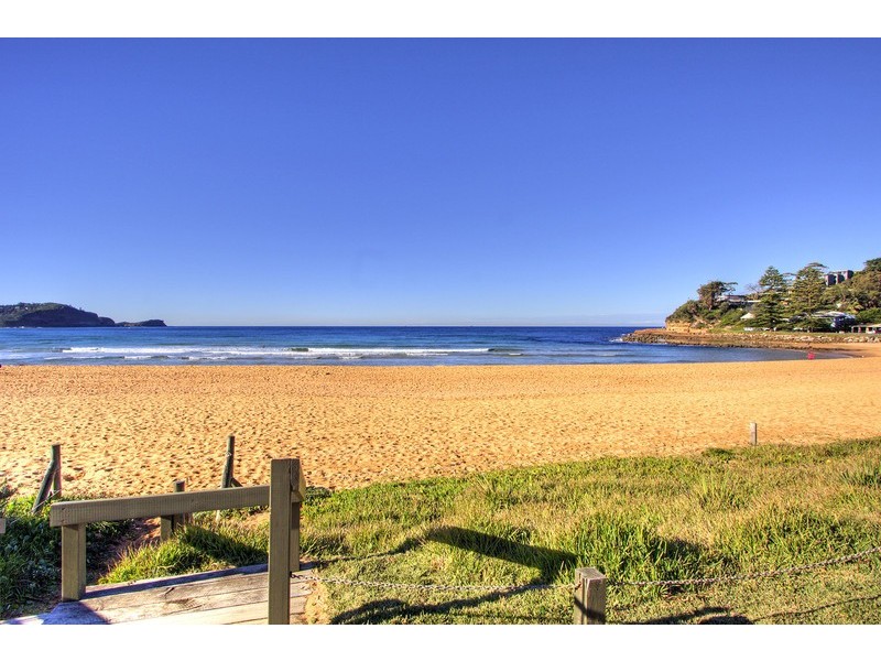 2/99 Avoca Drive, Avoca Beach NSW 2251