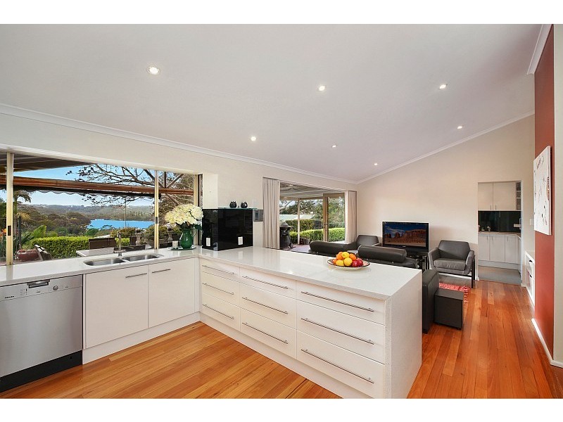 20 Peel Street, Avoca Beach NSW 2251