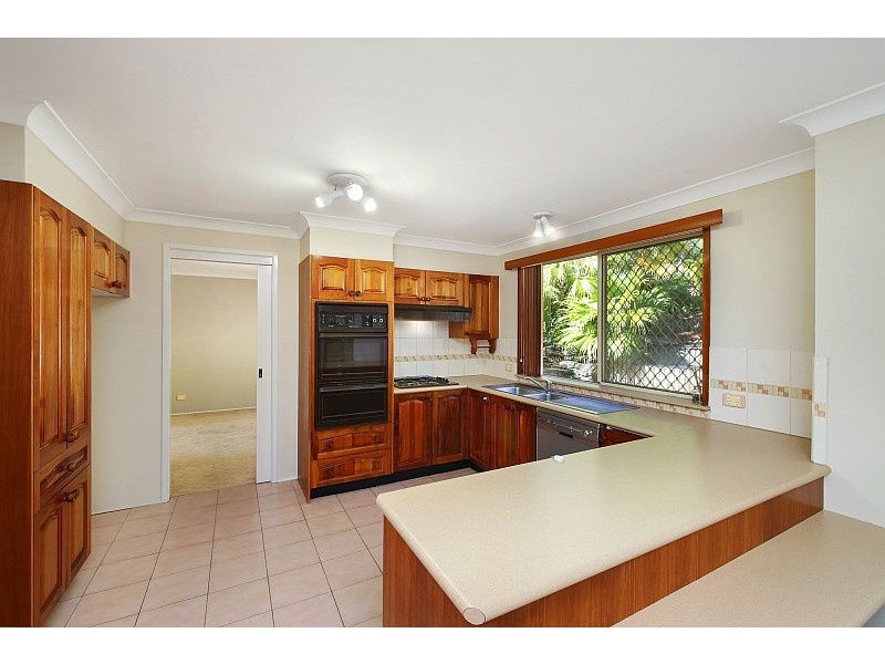3 Yellow Book Close, Terrigal NSW 2260