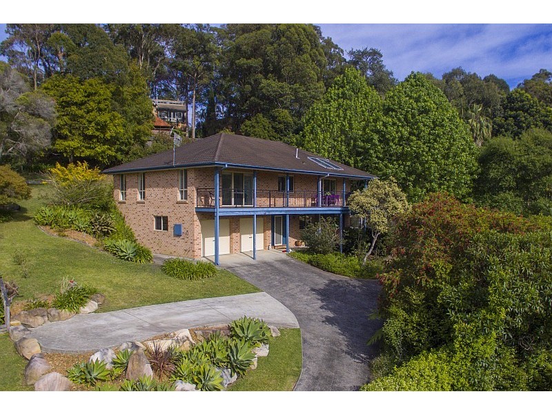 10 Moores Road, Avoca Beach NSW 2251