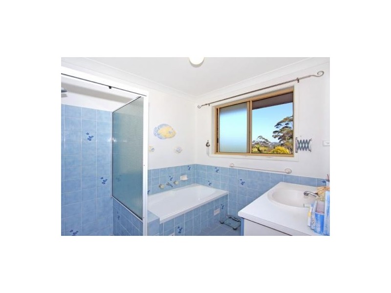 44 Hilltop Road, Wamberal NSW 2260