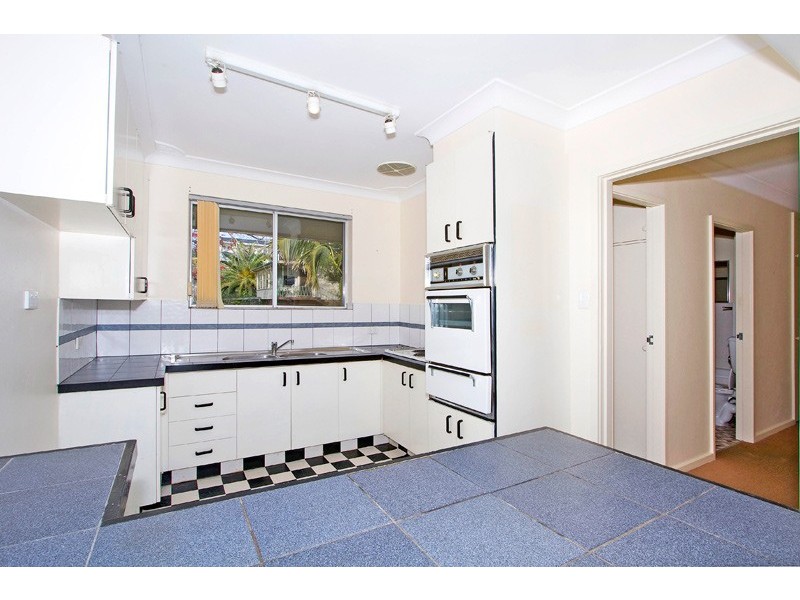 2/26 Parry Avenue, Terrigal NSW 2260