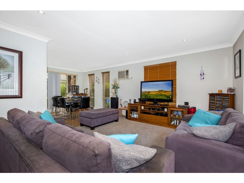 33 Greenvale Road, Green Point NSW 2251