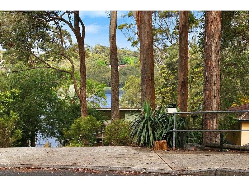 245A The Round Drive, Avoca Beach NSW 2251