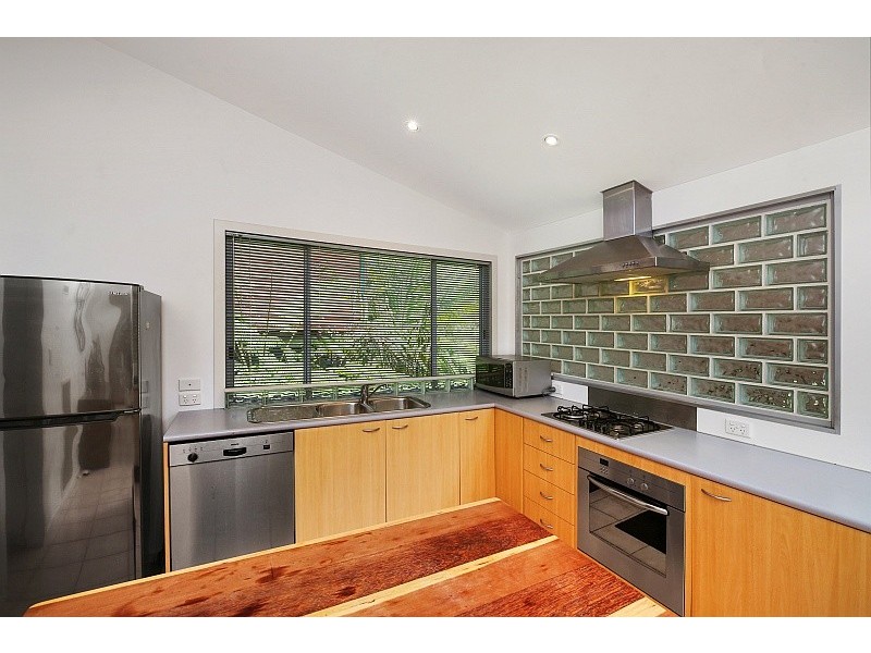 16 Plantation Place, Avoca Beach NSW 2251